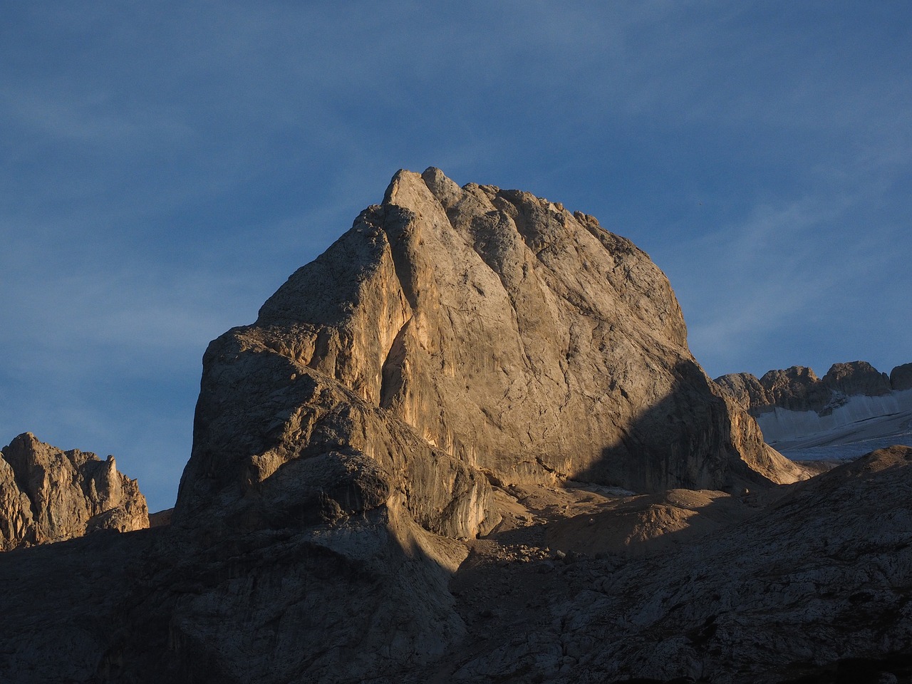 Image - rock mountain marmolada group