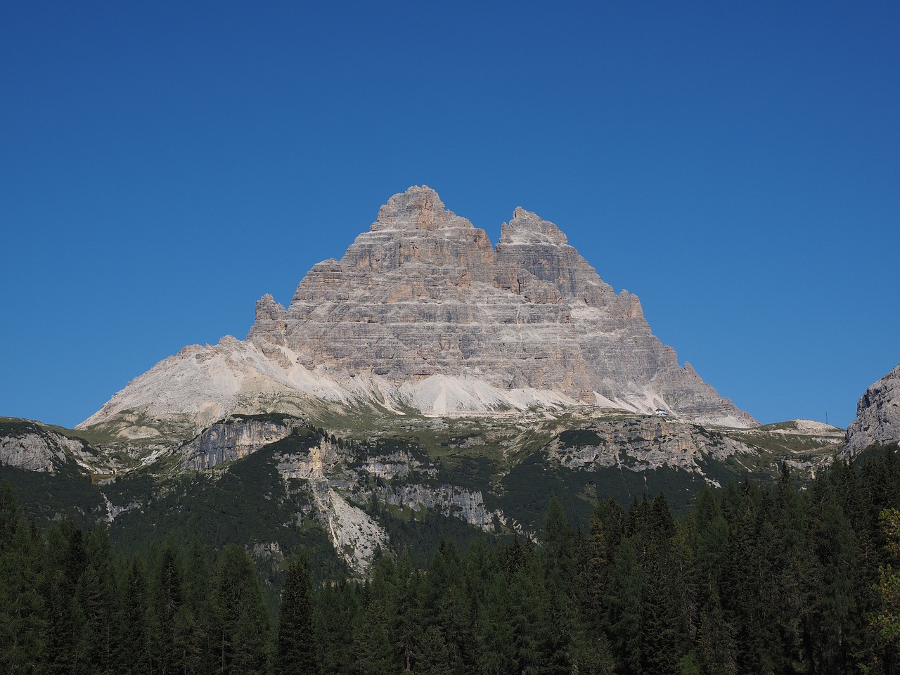Image - three zinnen the sesto dolomites