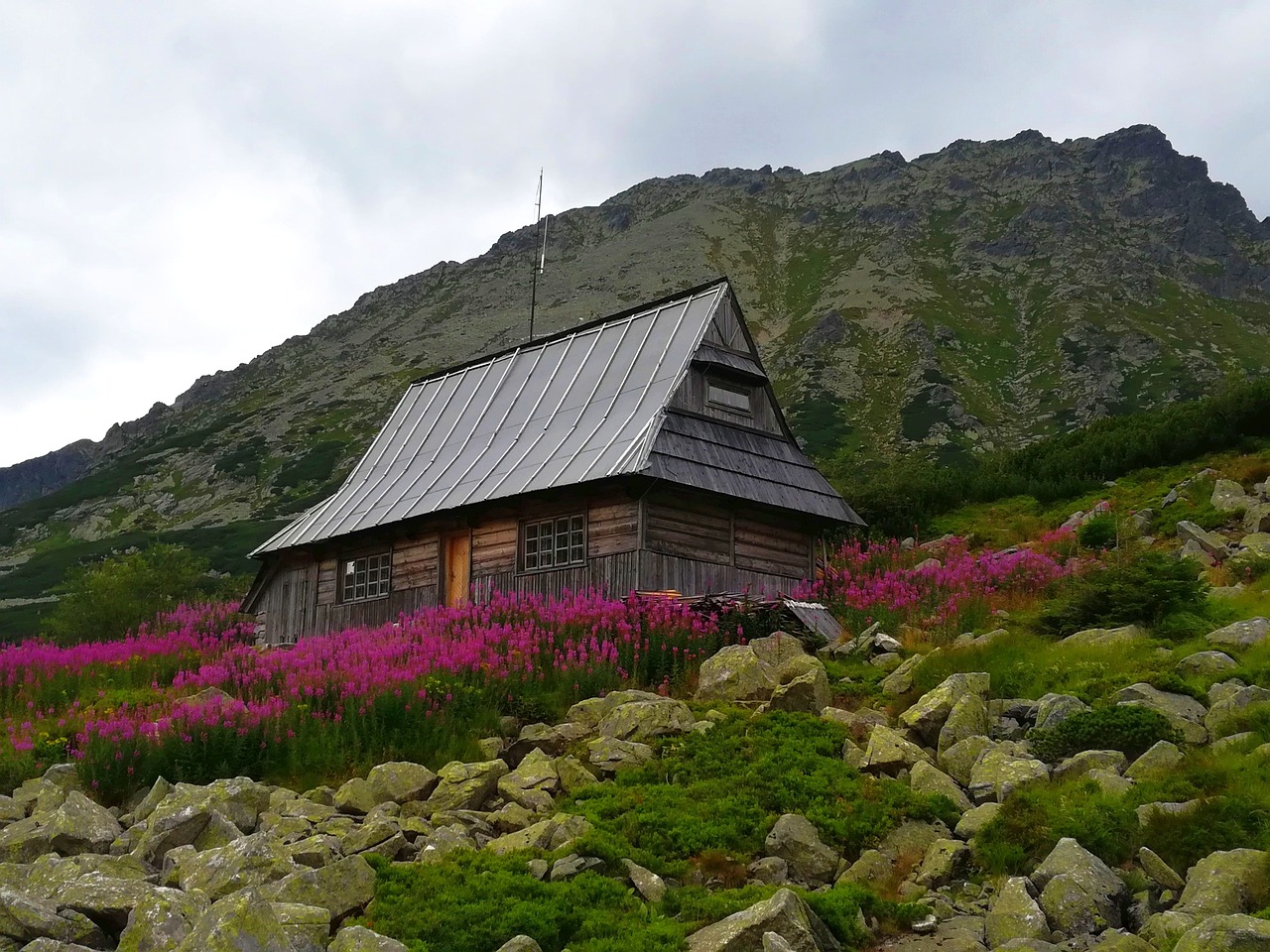 Image - tatry valley of five ponds mountains