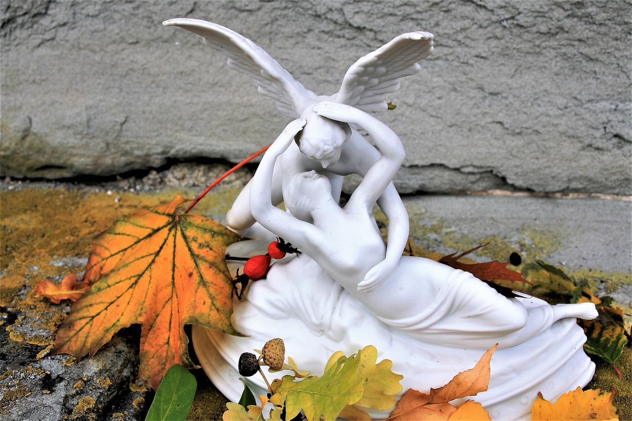 Image - angel sculpture the figurine