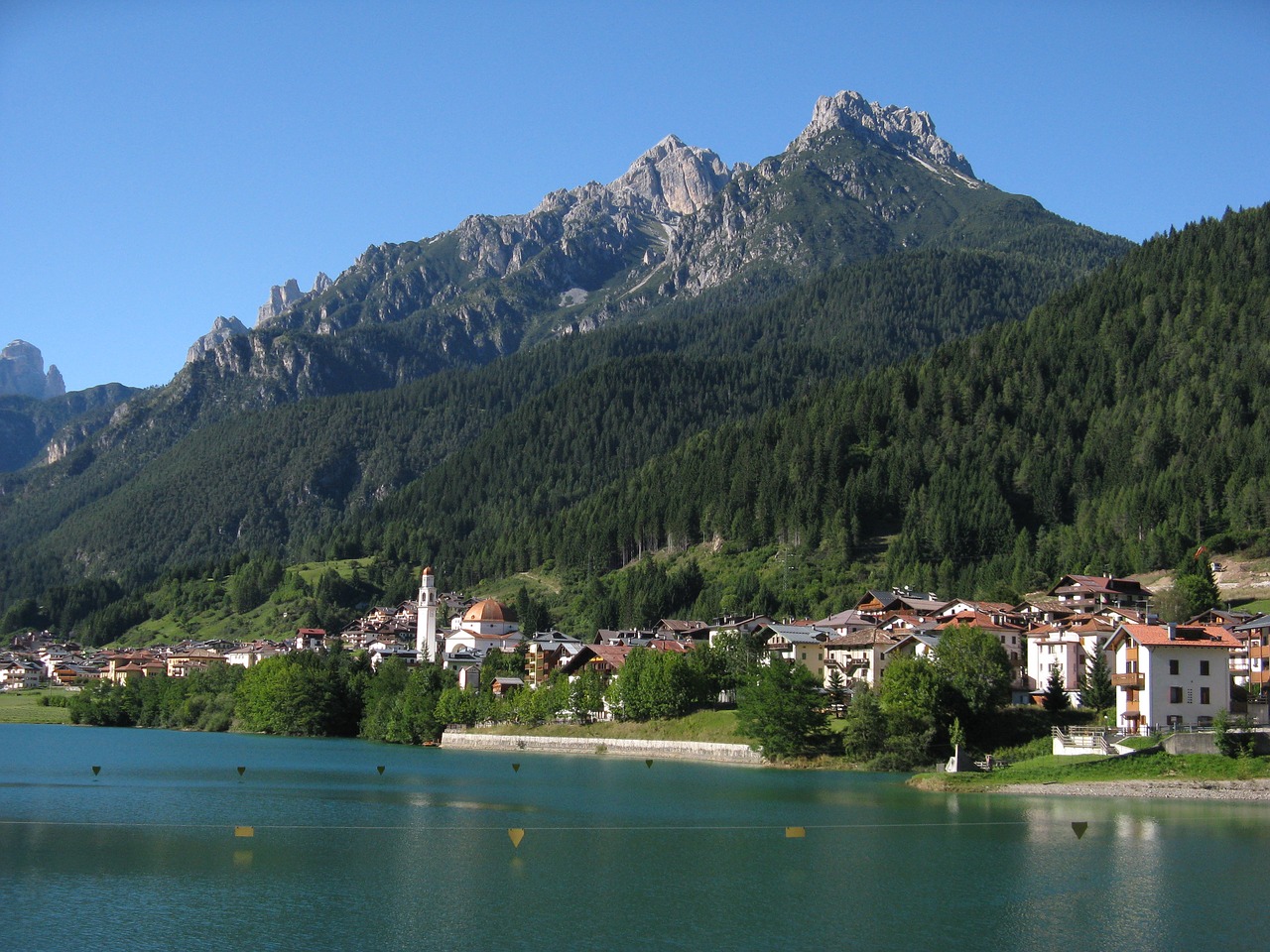 Image - auronzo di cadore lake dolomites