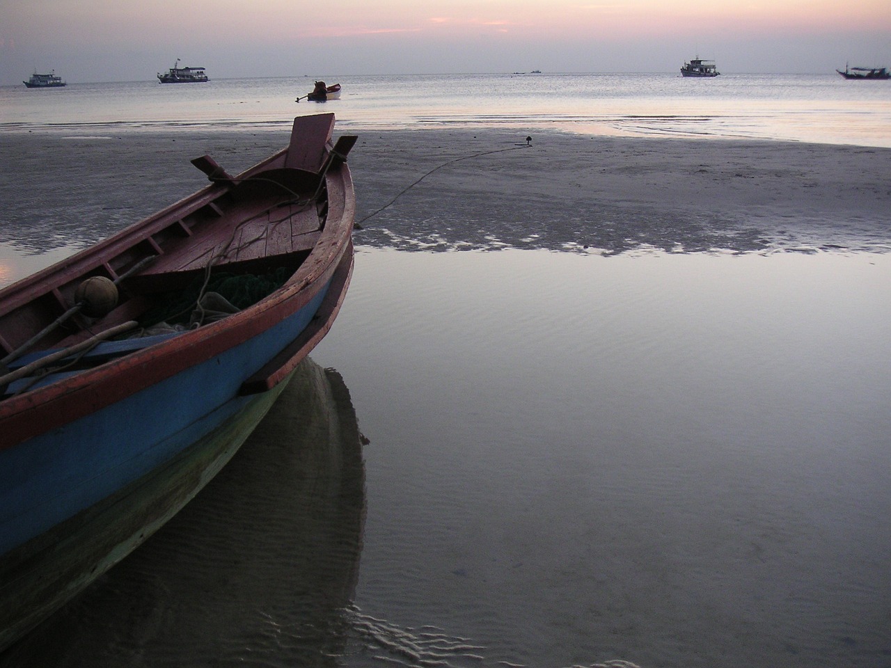 Image - beach ebb boot fishing boat sea