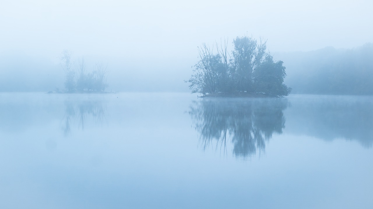 Image - fog lake mysterious mystical