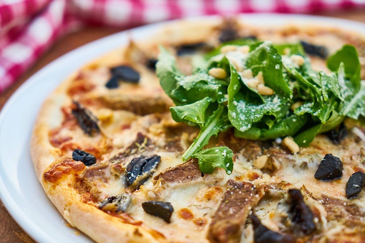 Image - pizza meat dough greens olives