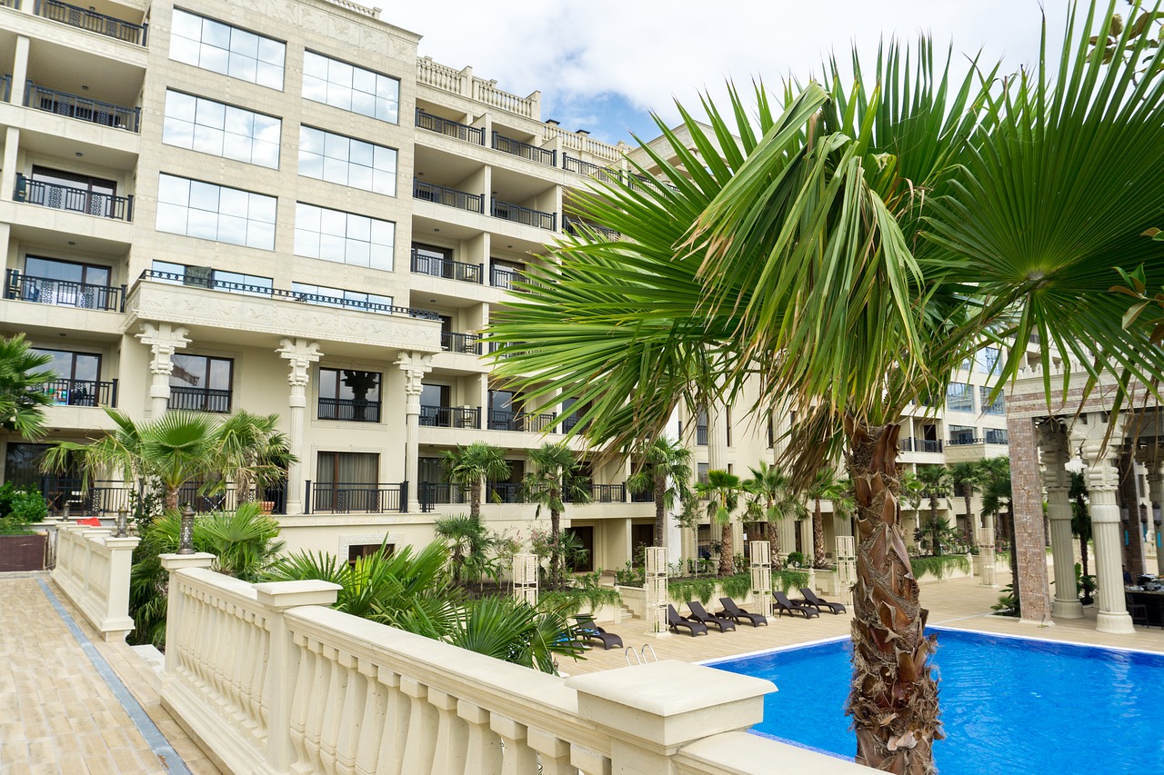 Image - hotel palm trees holidays pool