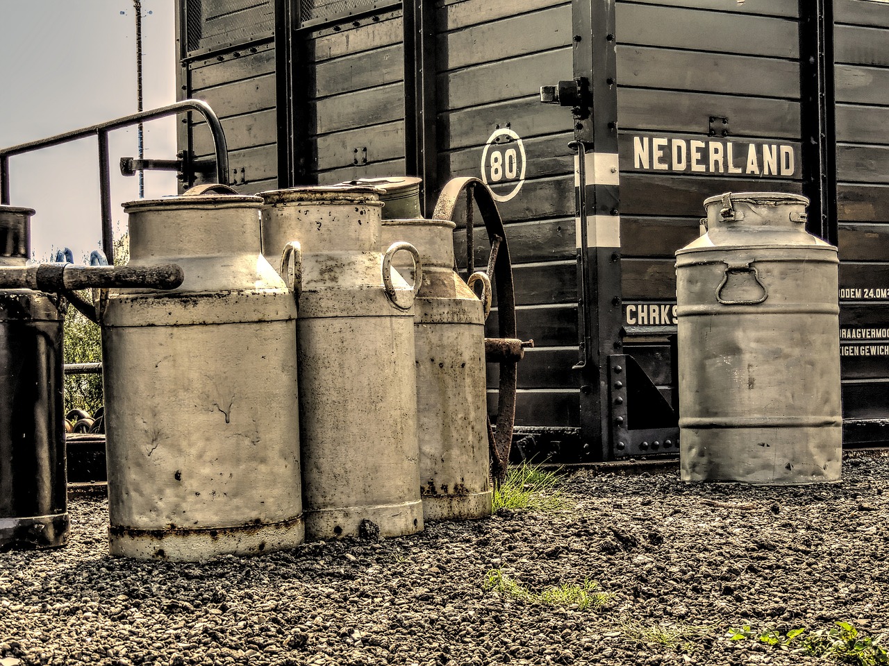Image - churns milk churn platform wagon