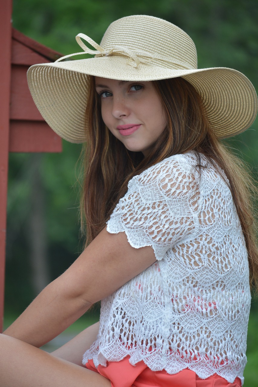 Image - girl hat people fashion woman