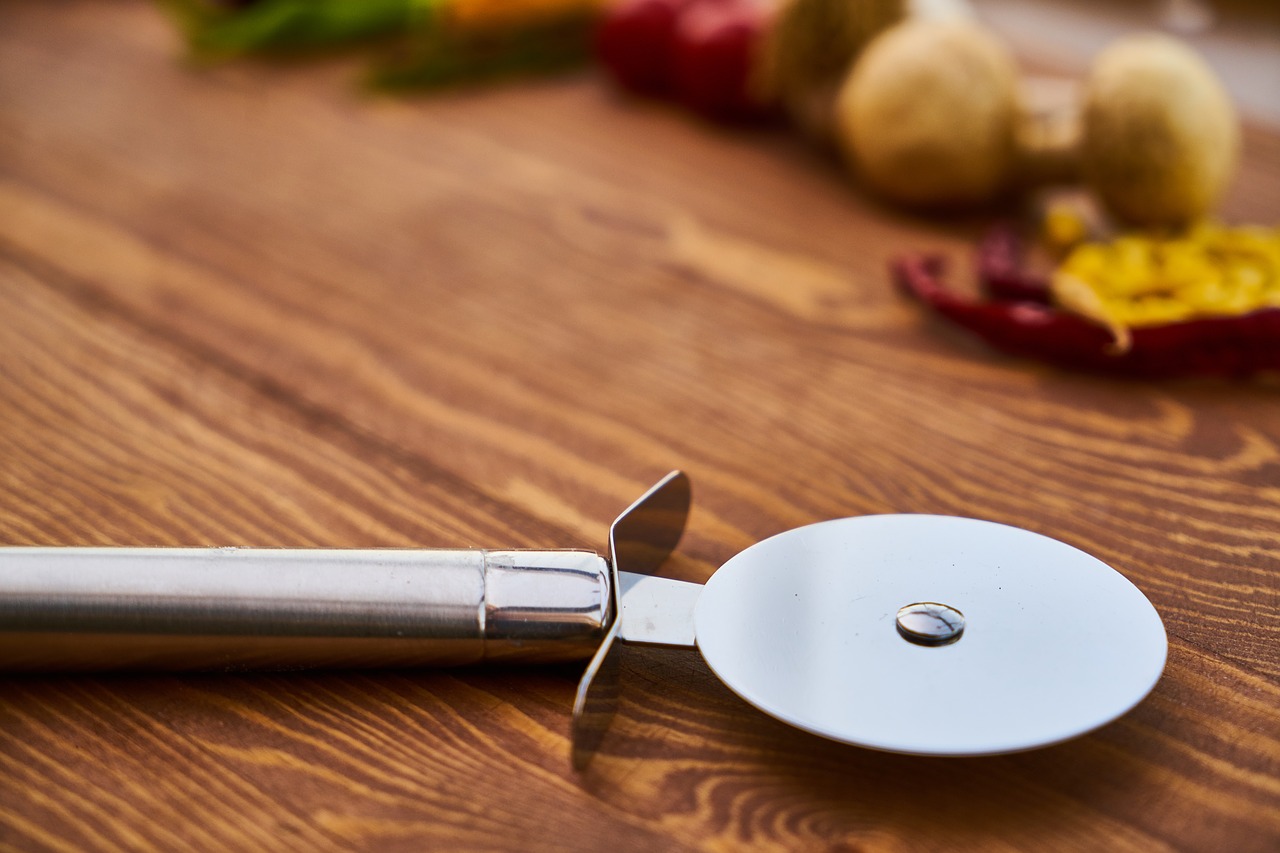 Image - pizza knife metal hack circle