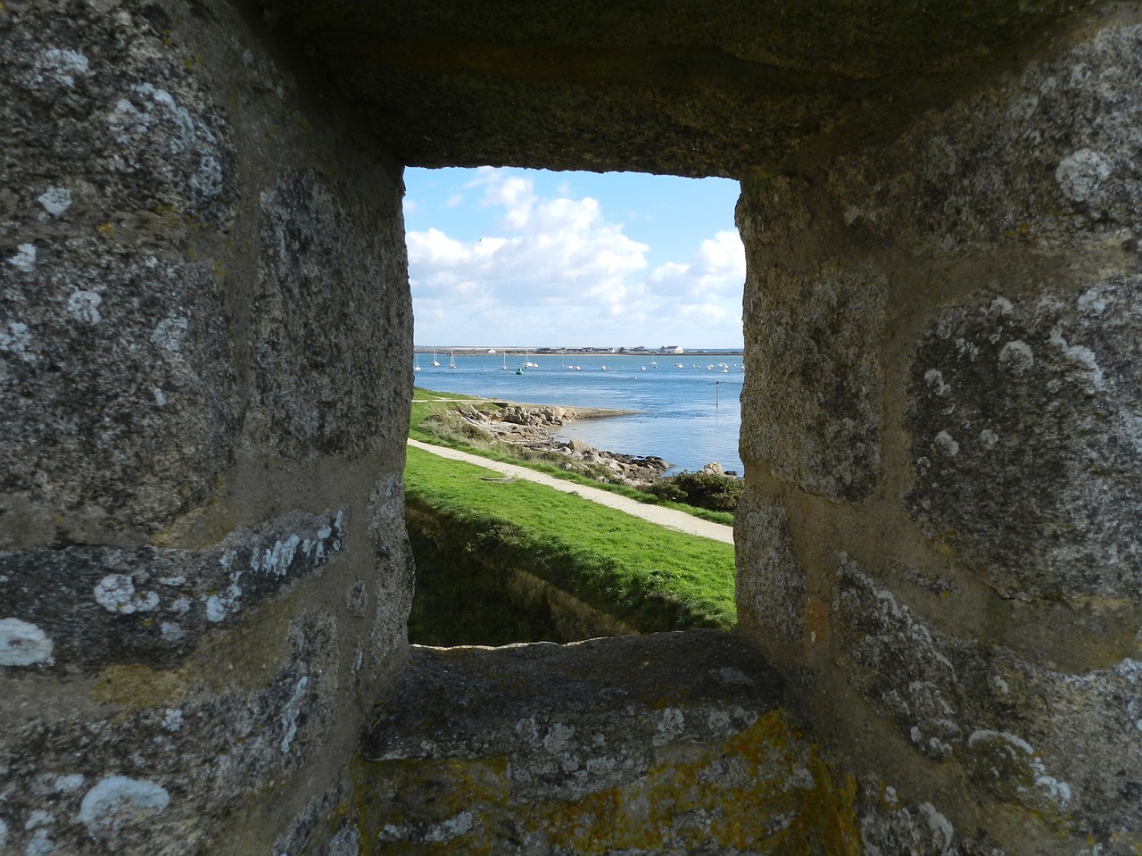 Image - window sea view saint malo brittany