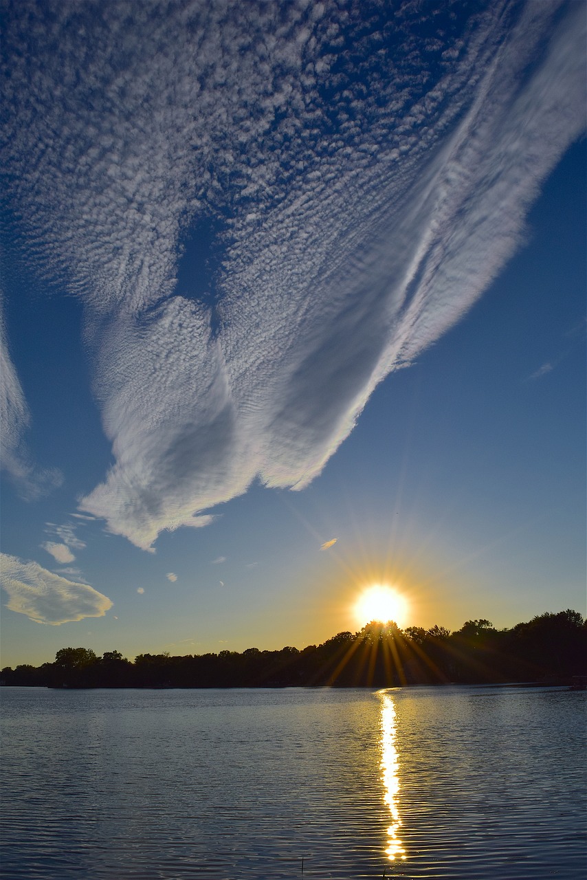 Image - sunset clouds sky lake water