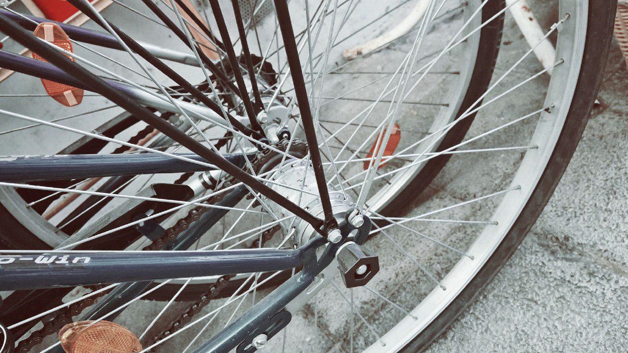 Image - bike spoke wheel rim cycling