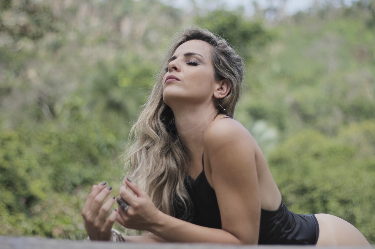 Image - nature breathe beauty female