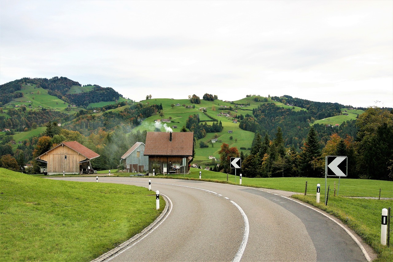 Image - hills highway mountain village