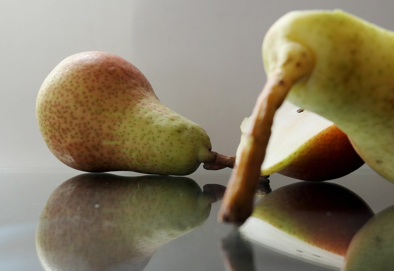 Image - pear fruit bio late summer