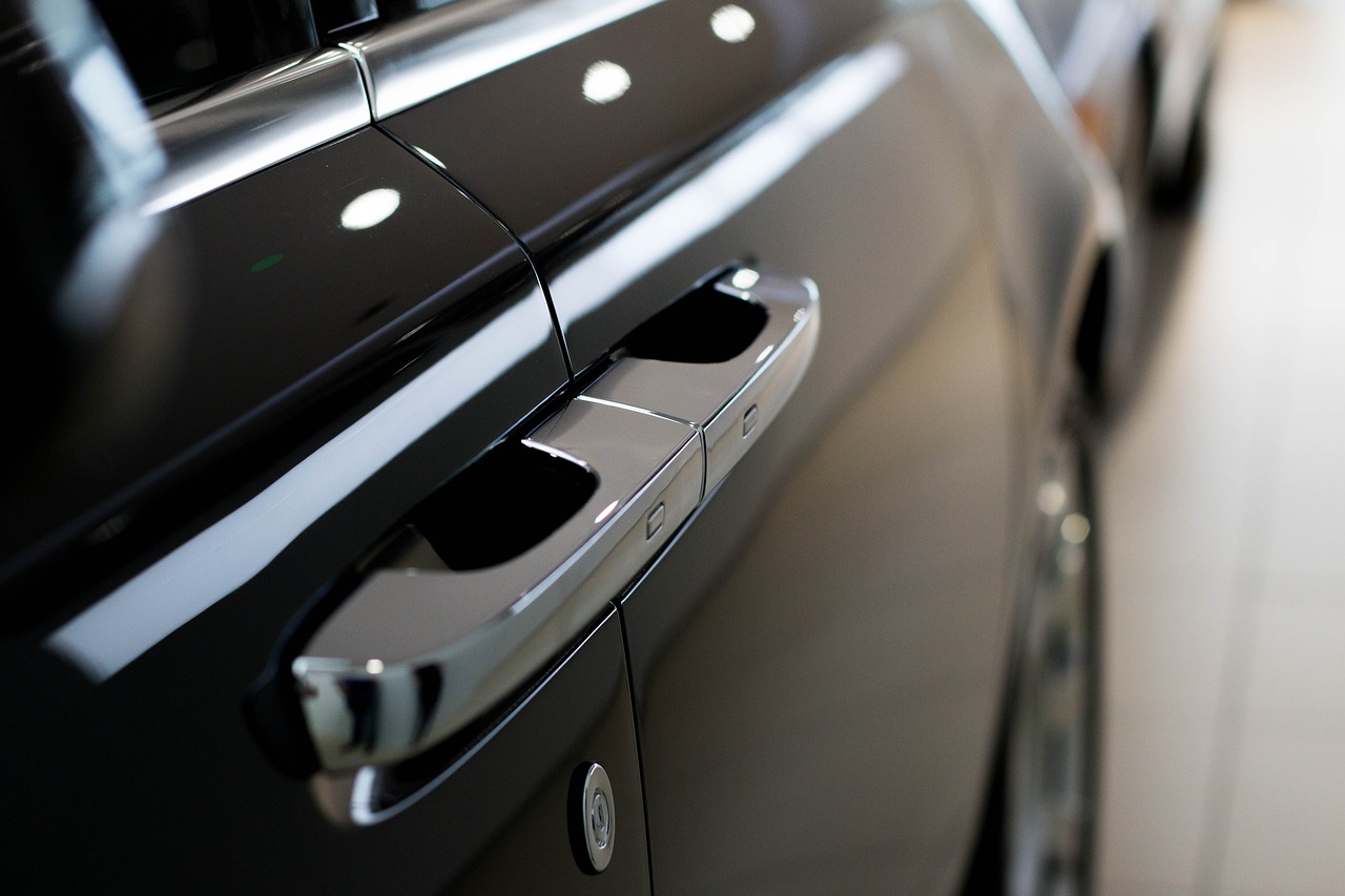 Image - car big car luxury design modern