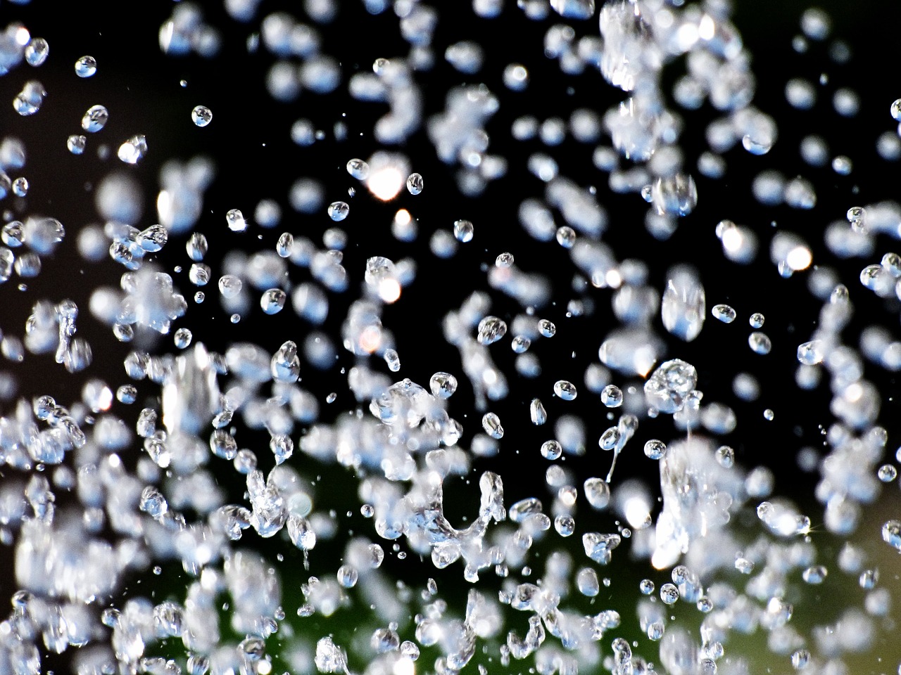 Image - water drops of water fantan