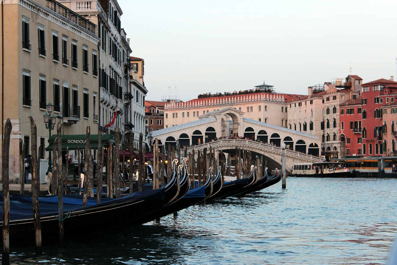 Image - venice rialto bridge canal grande