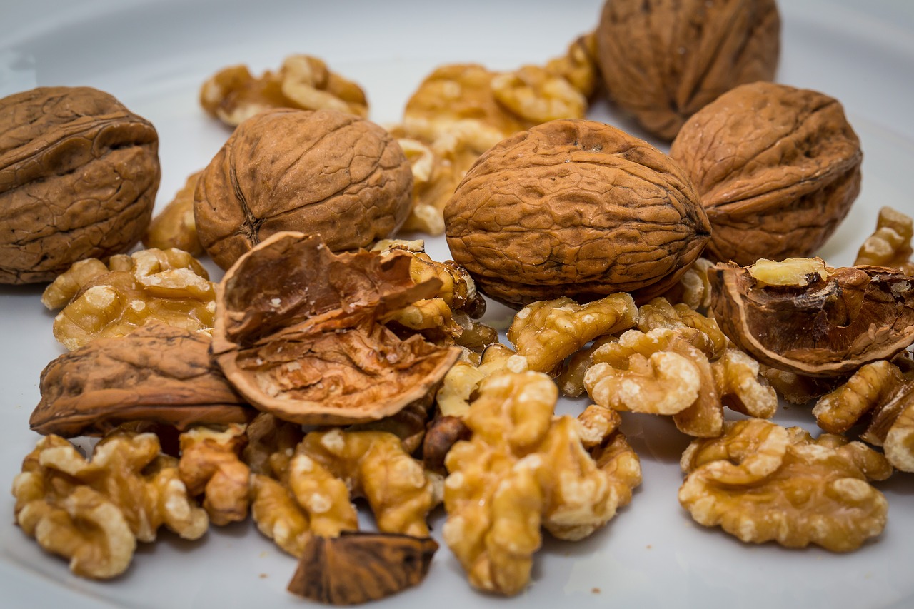 Image - walnut nut walnuts nuts fruit bowl