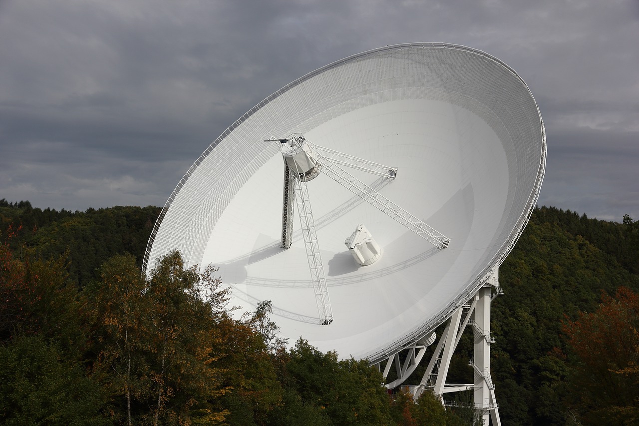 Image - germany effelsberg radio telescope