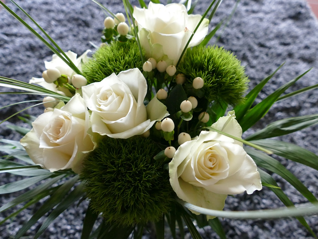 Image - green trick white roses bart cloves