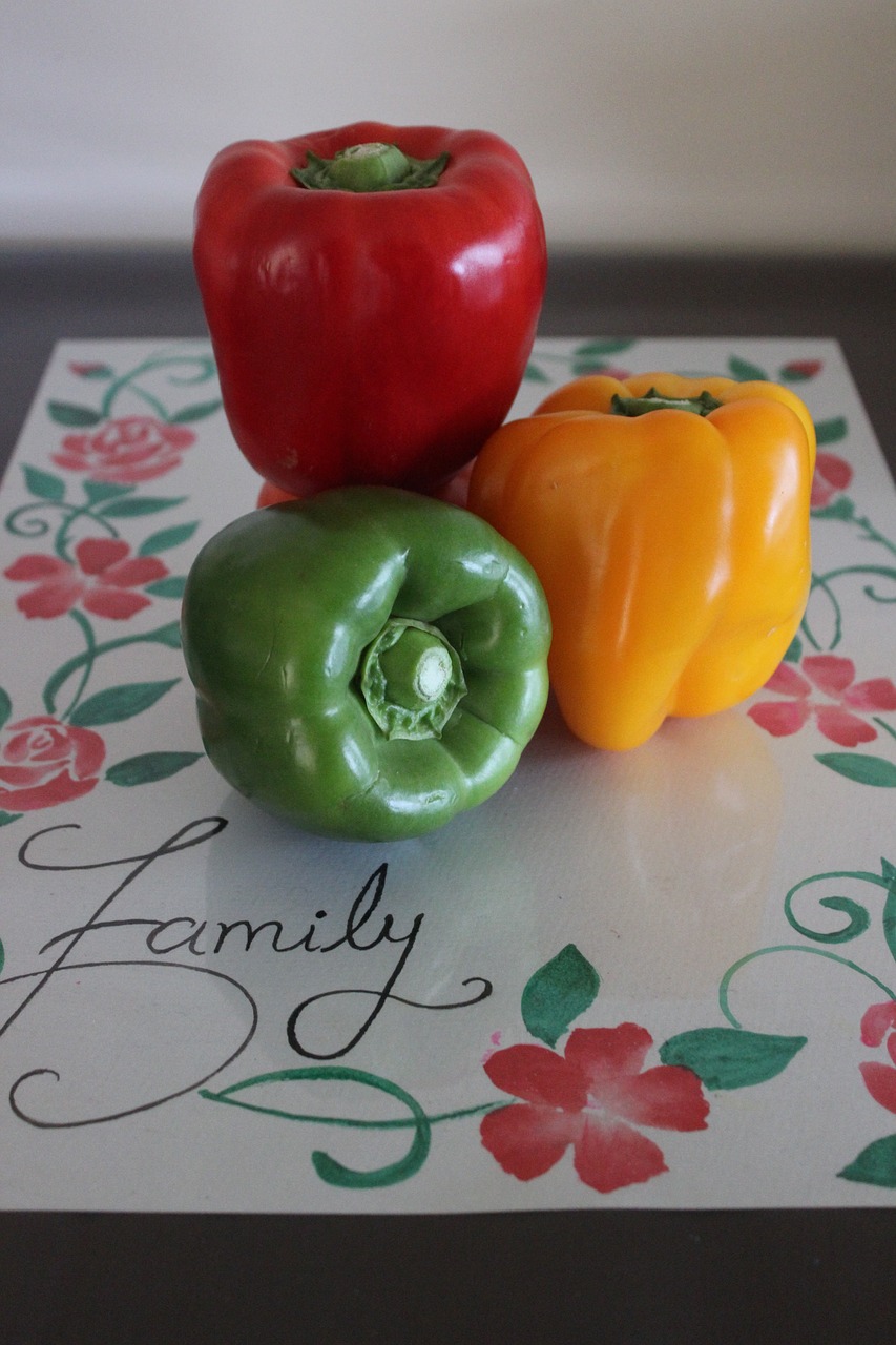 Image - capsicum red capsicum green capsicum