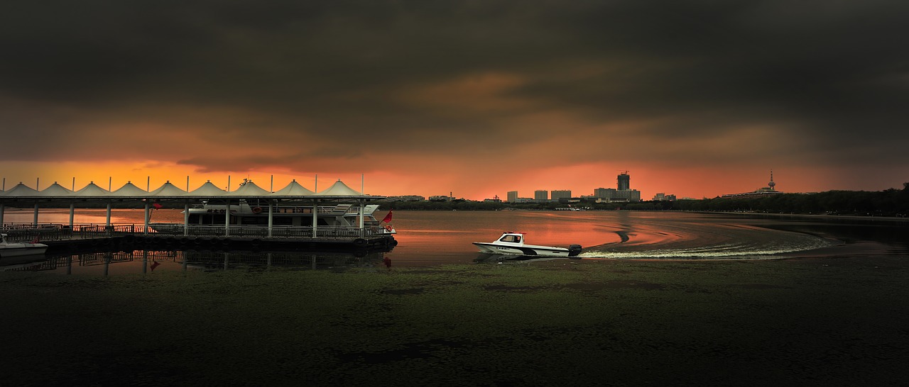 Image - twilight water boat sunset pier