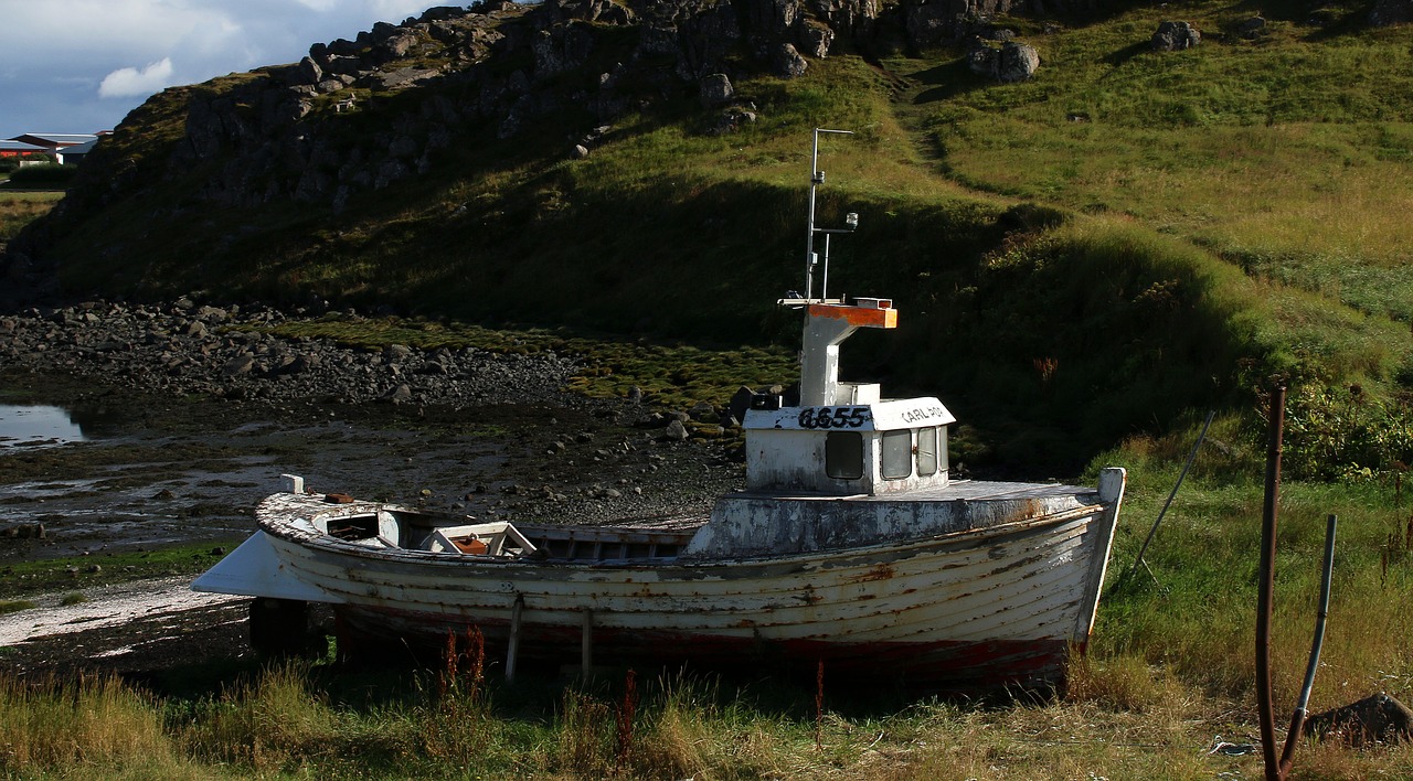 Image - abandoned boat old boat old ship