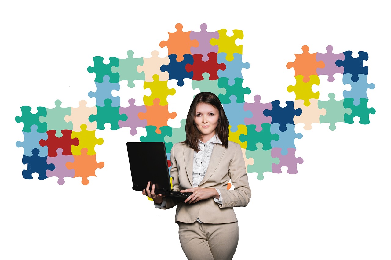 Image - businesswoman business puzzle