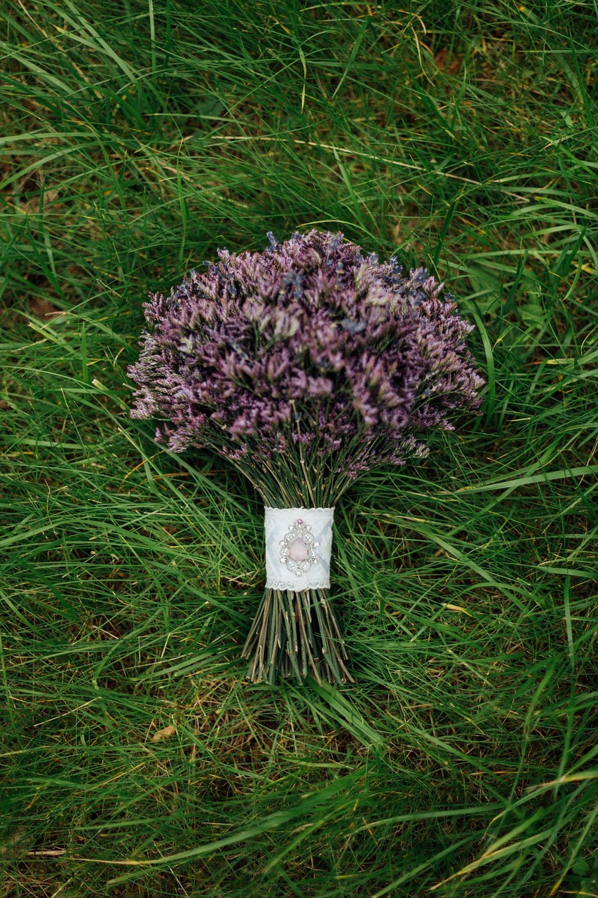 Image - bouquet lavender wedding