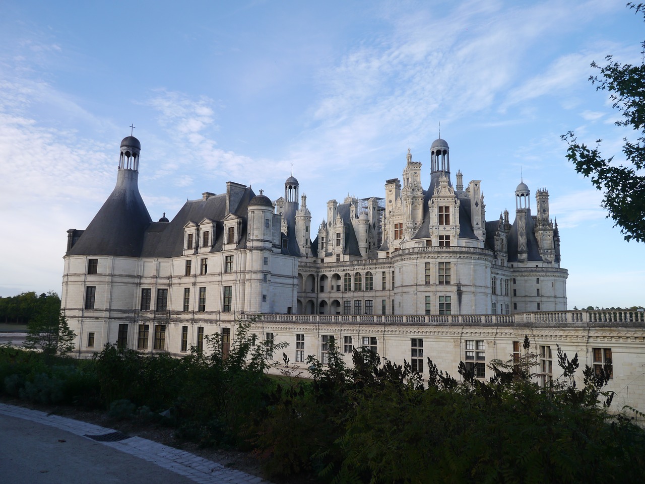 Image - castle chambord outside