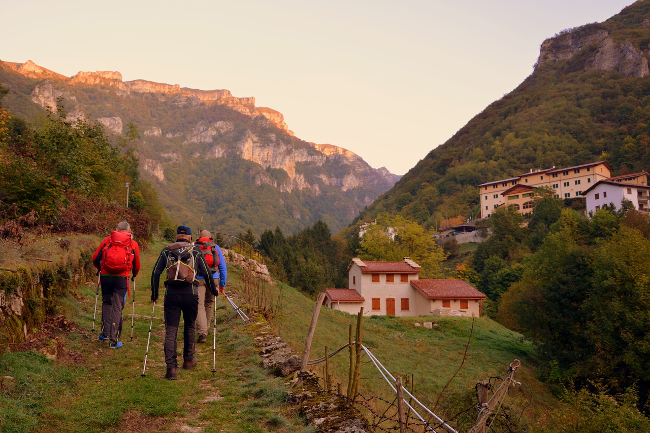 Image - excursion trail trekking