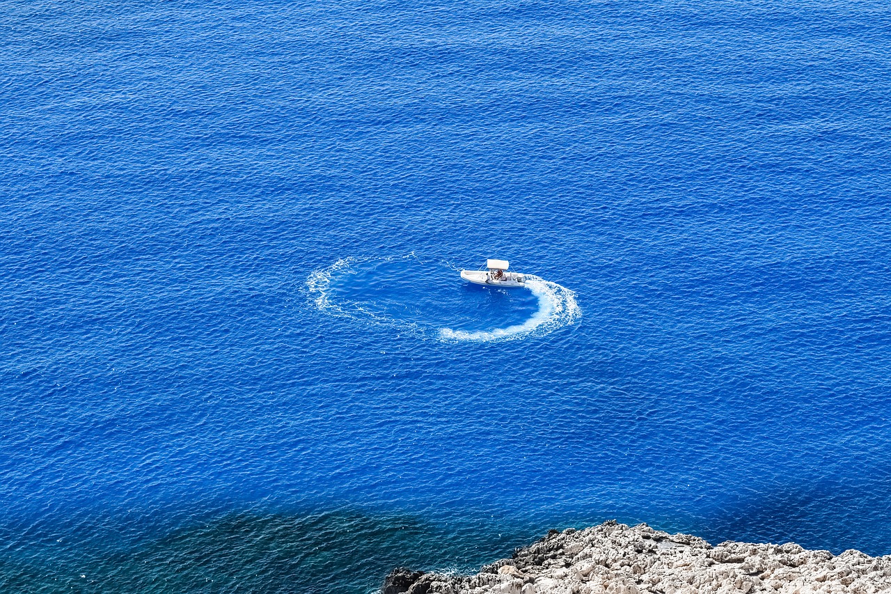 Image - boat sea blue infinity blue