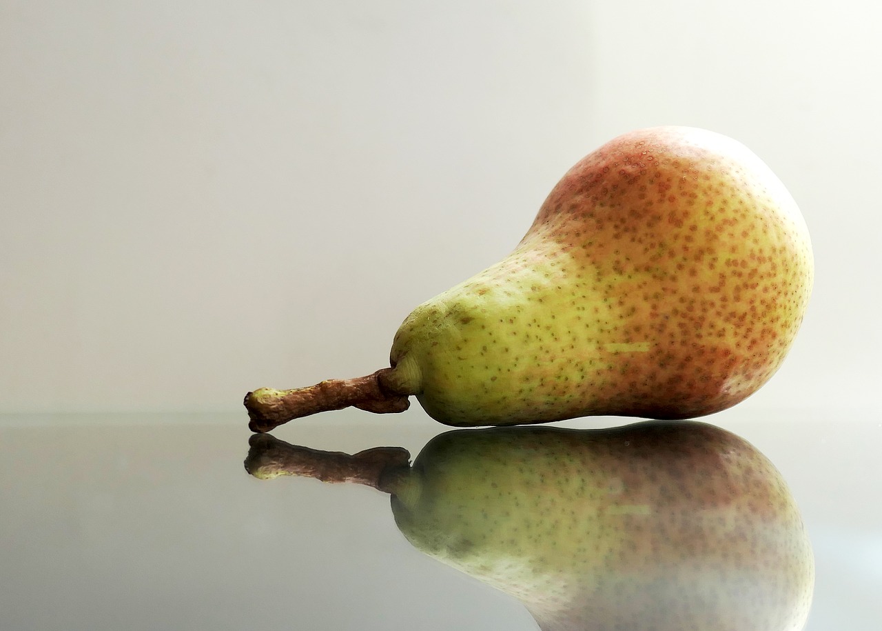 Image - pear fruit bio late summer