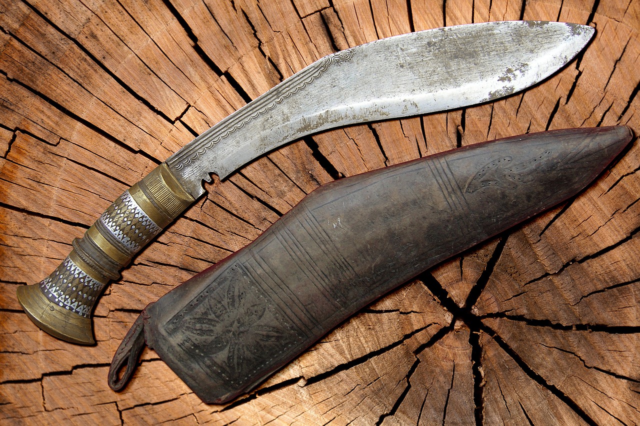 Image - knife stabbing weapon issue old