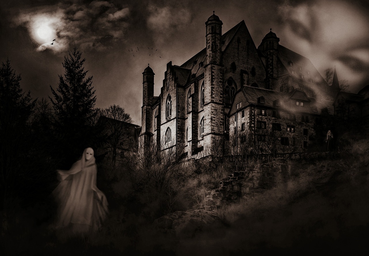 Image - castle mystical ghosts creepy