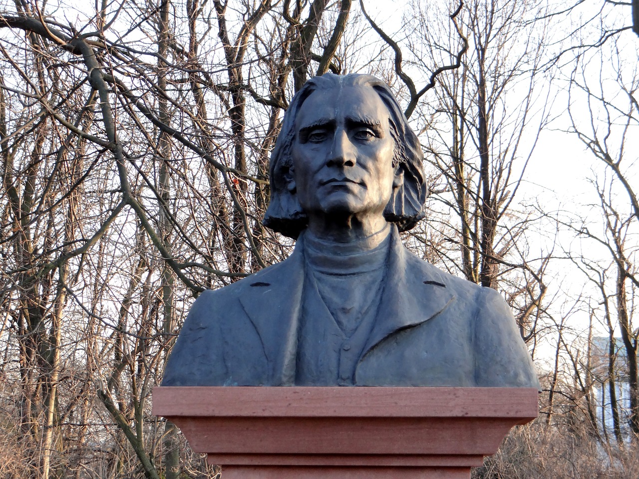 Image - franz liszt bust monument composer