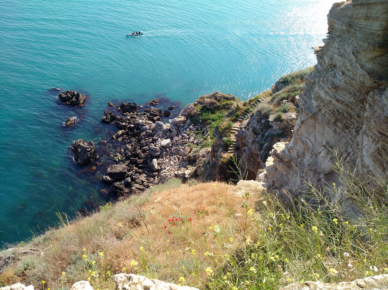 Image - sea stairs blue rocks green