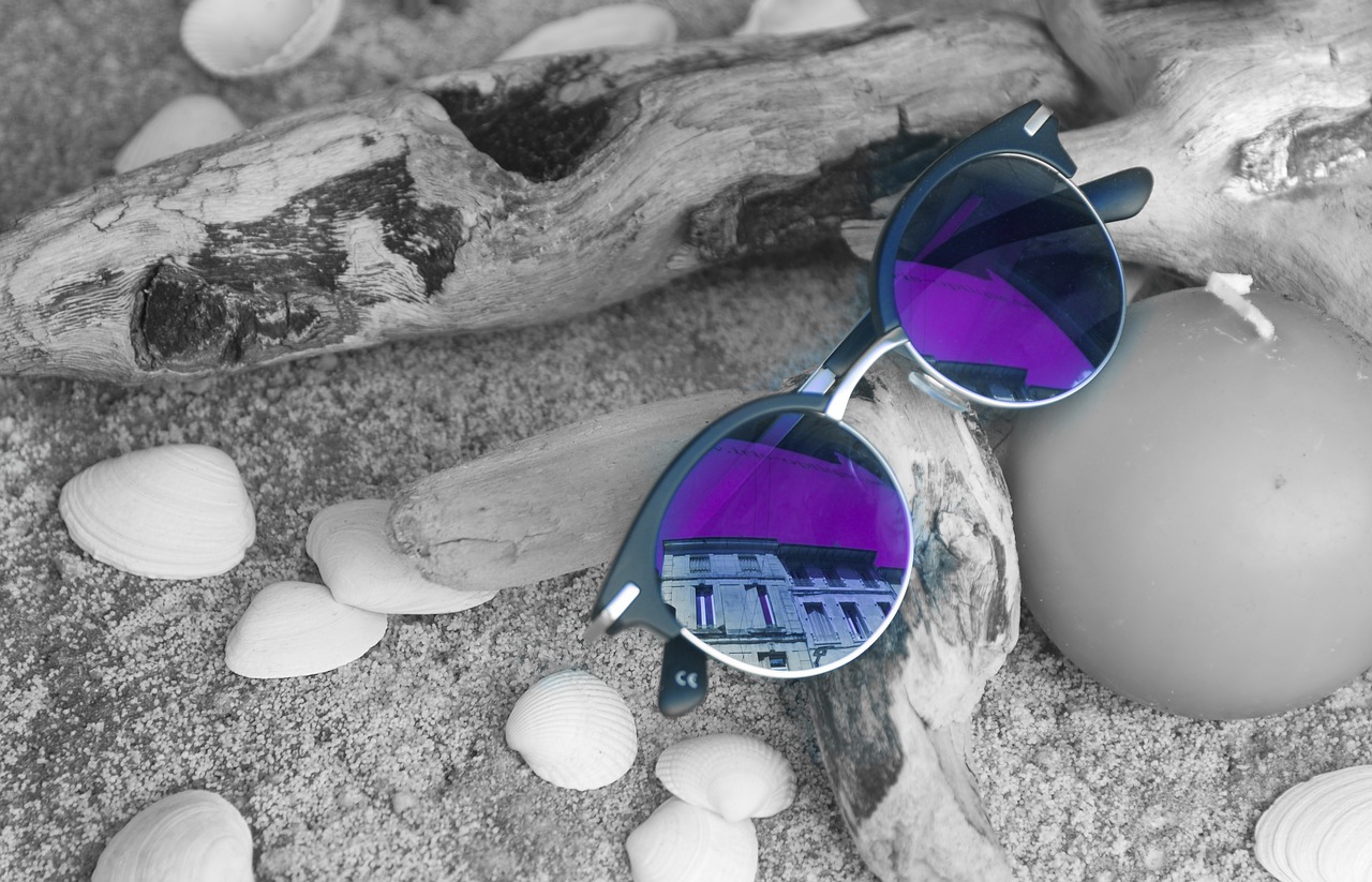 Image - sunglasses purple reflection