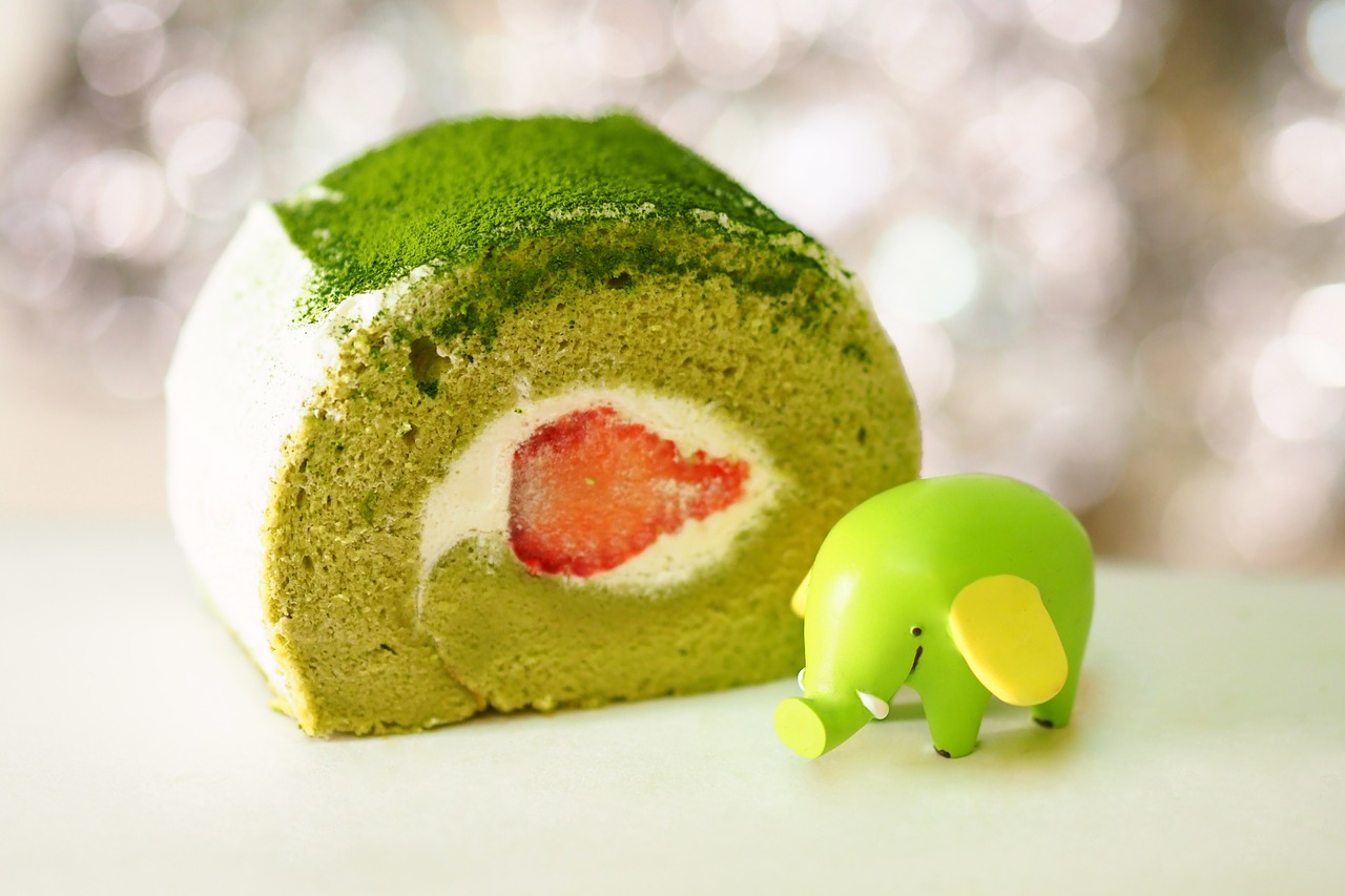 Image - cake matcha strawberry cream