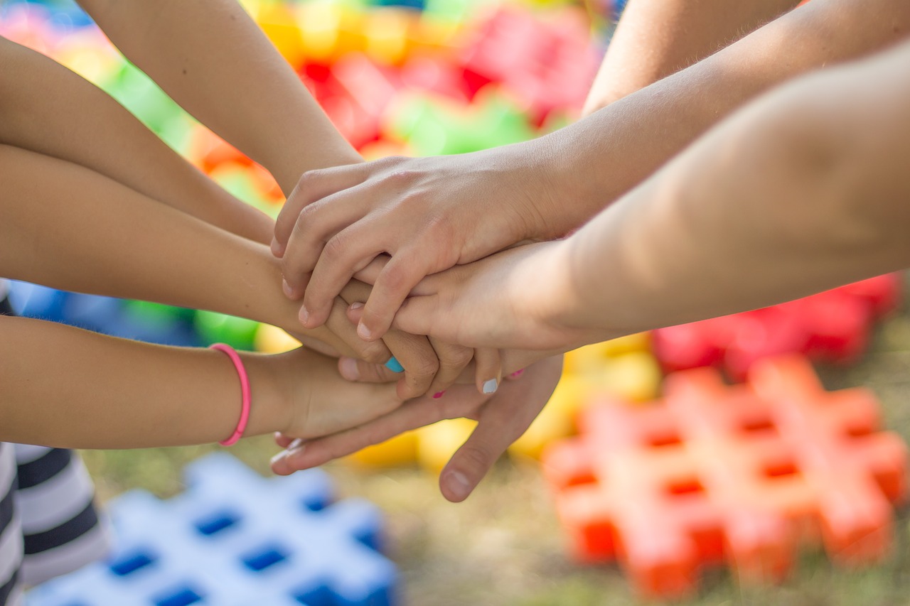 Image - hands friendship friends children