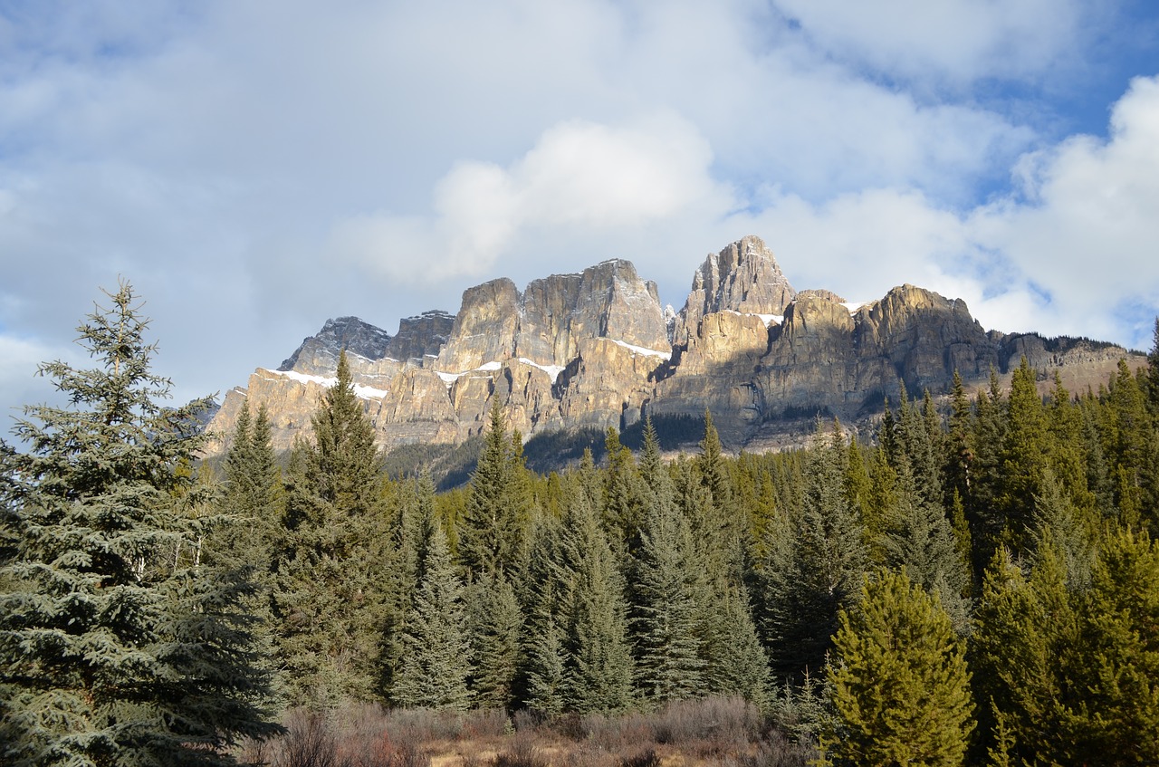 Image - castle mountain mountain rockies