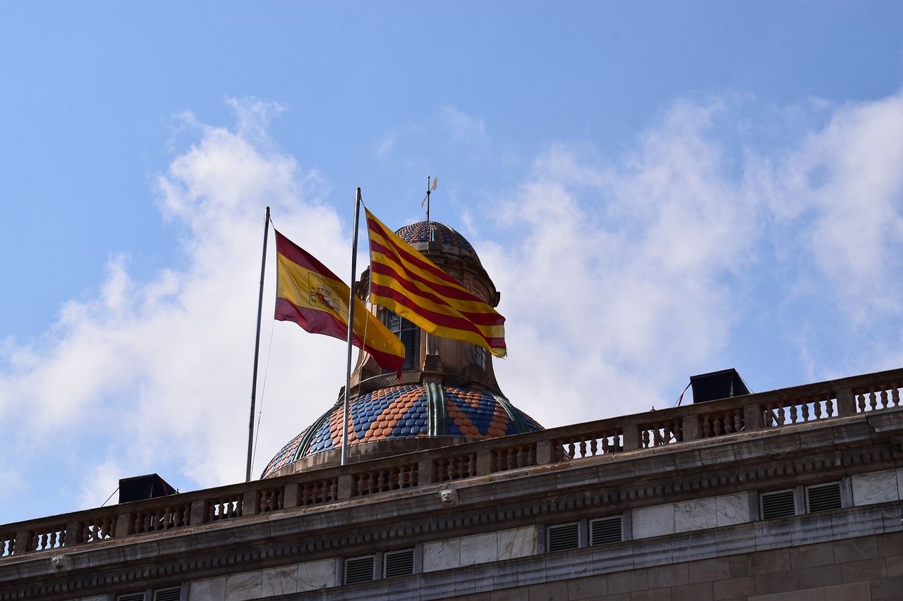 Image - sky flags spain catalonia tourism
