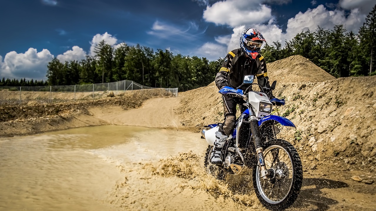 Image - enduro motorbike motocross extreme