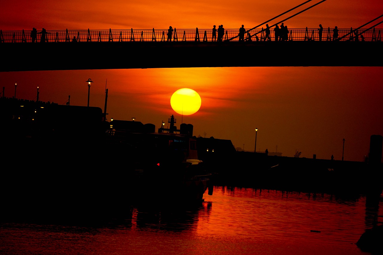 Image - sunset taipei taiwan travel red