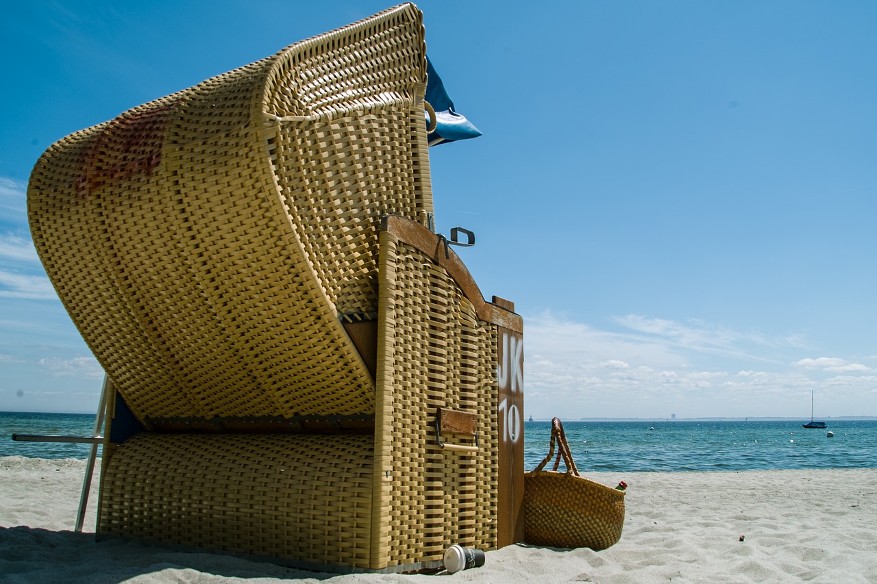 Image - beach chair lake beach sea clubs