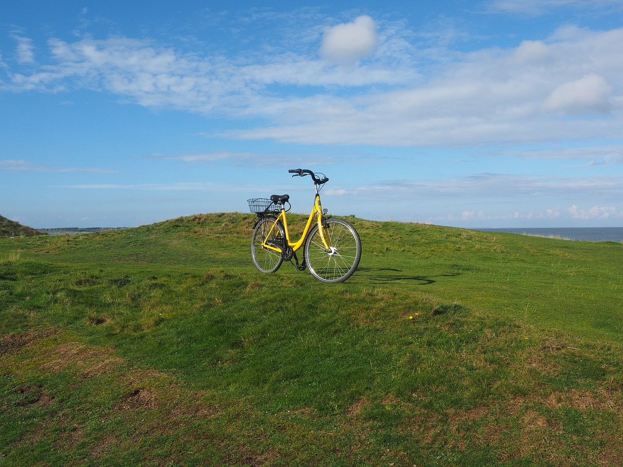 Image - bike ride bicycle tour bike cycling