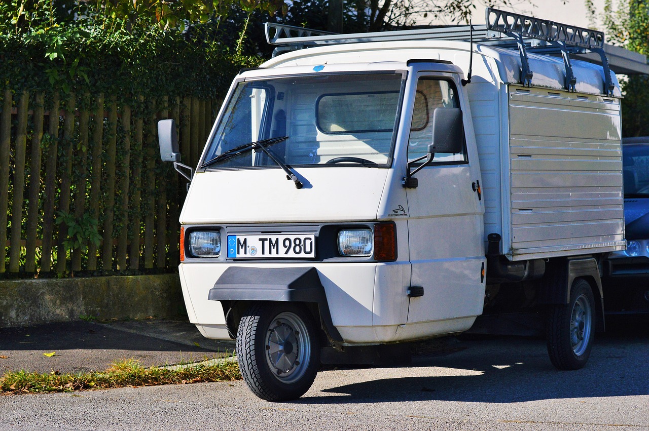 Image - ape piaggio piaggio ape tricycle