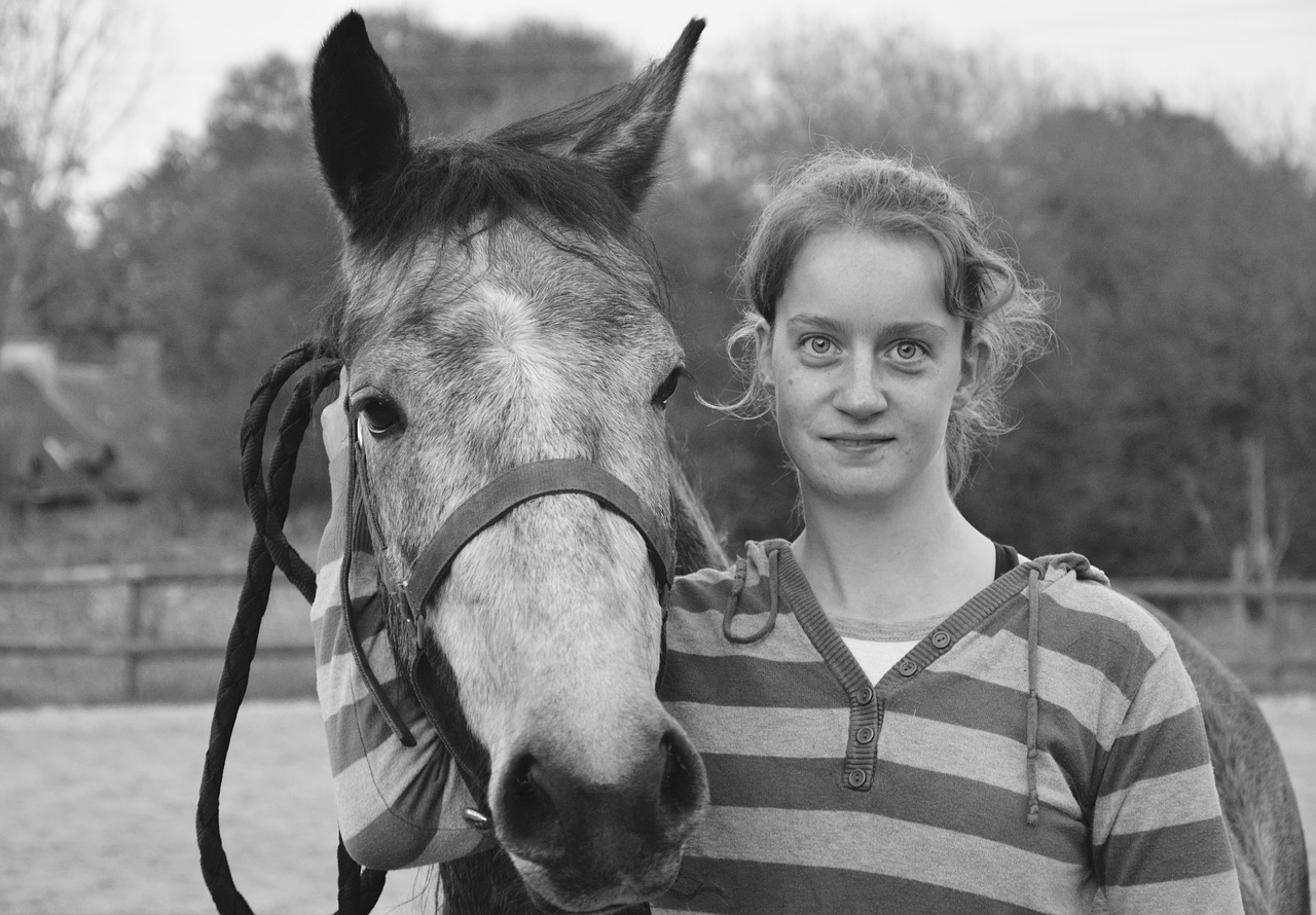 Image - girl young woman horse