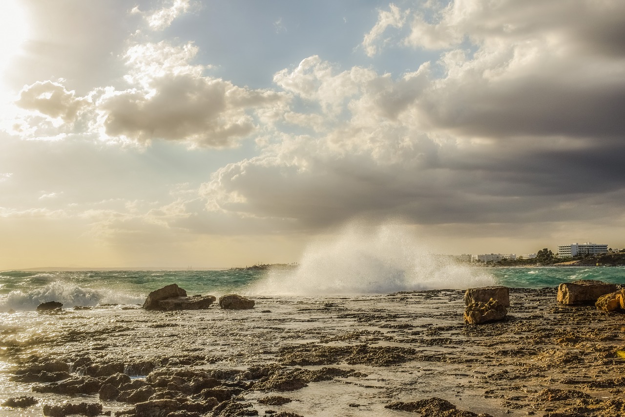 Image - storm wave crushing water sea