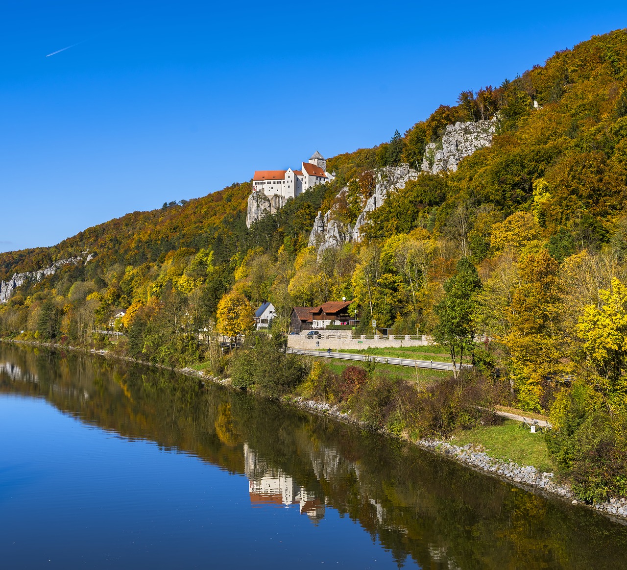 Image - castle prunn castle autumn forest